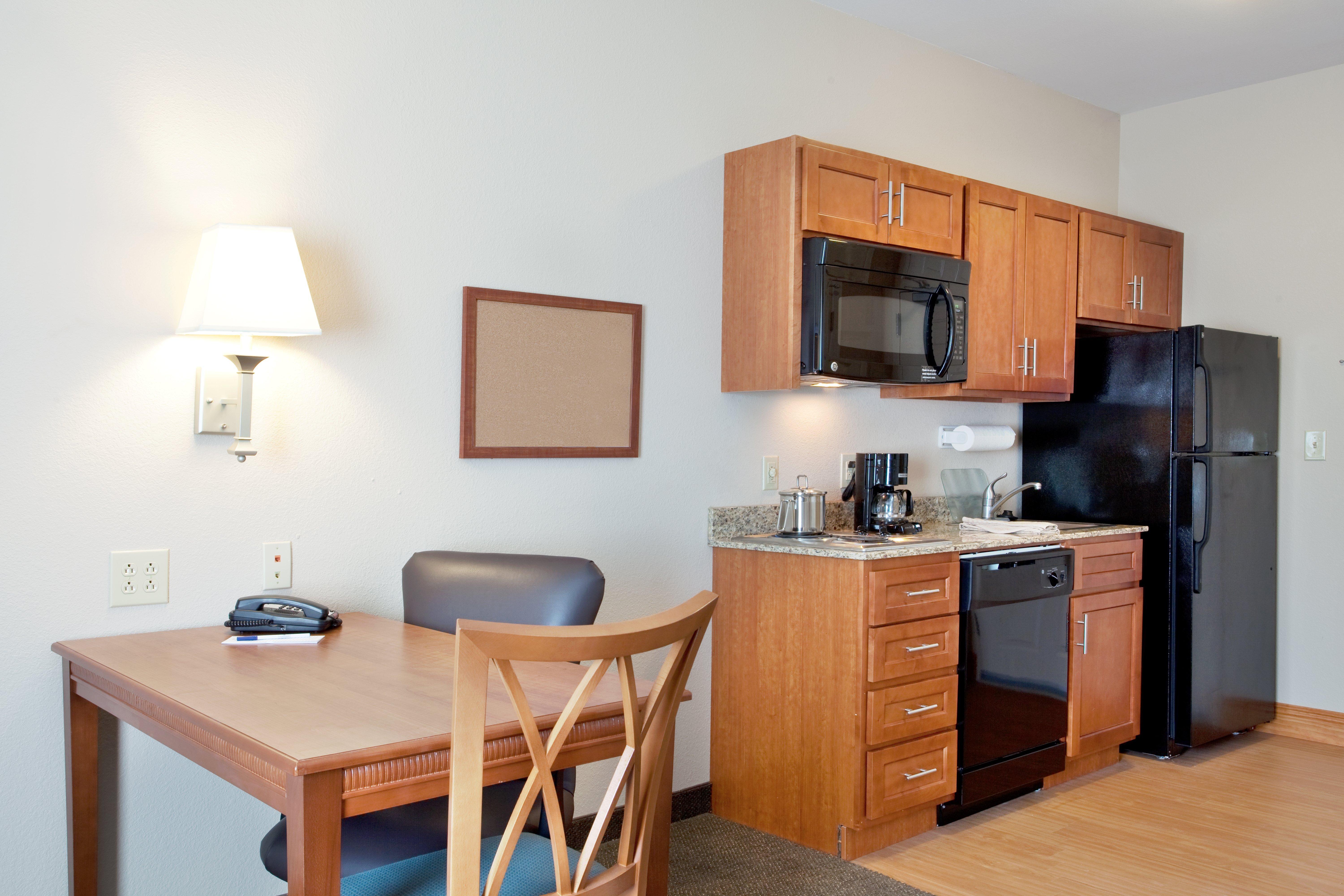Candlewood Northshore By Ihg Hotel