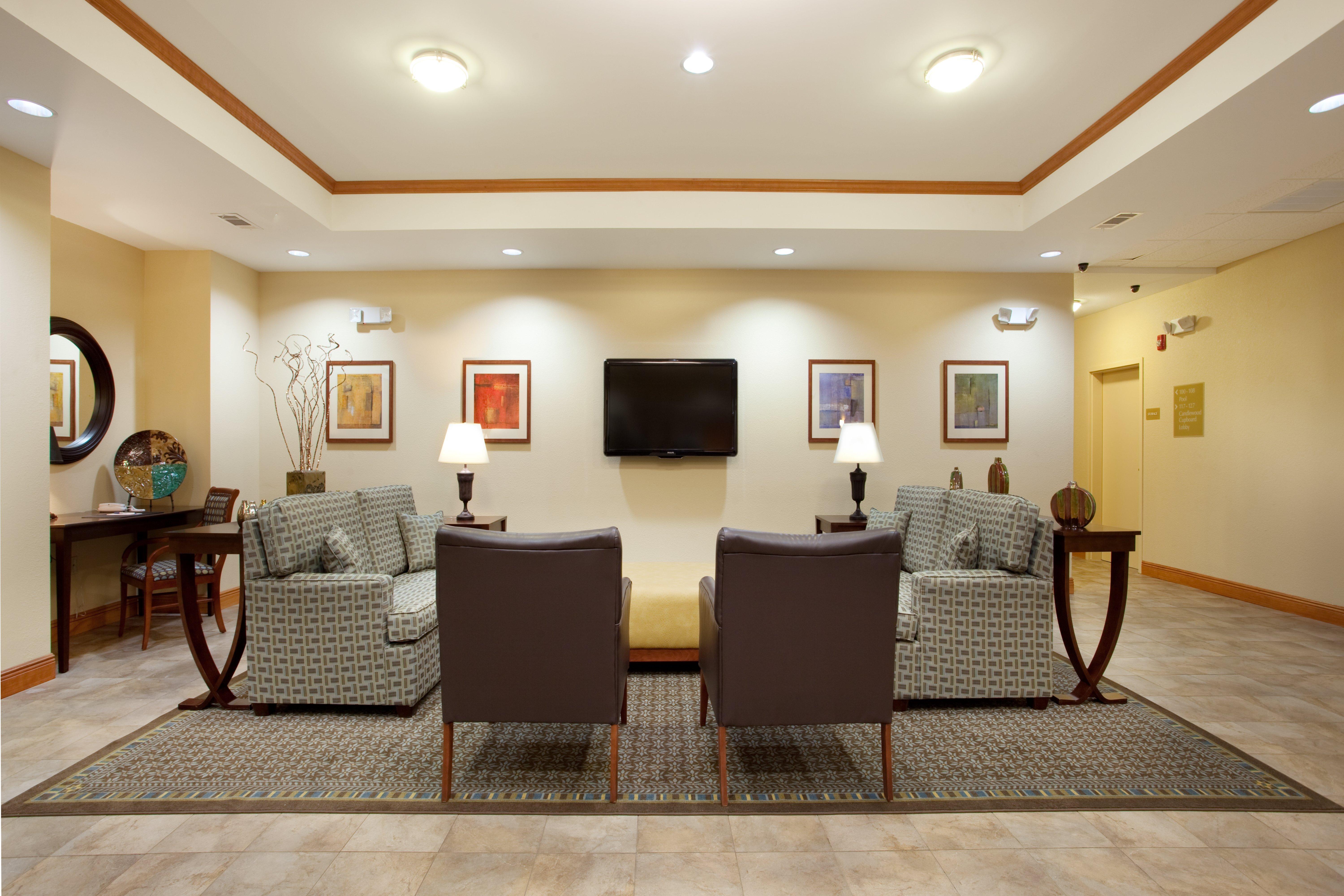 Candlewood Northshore By Ihg